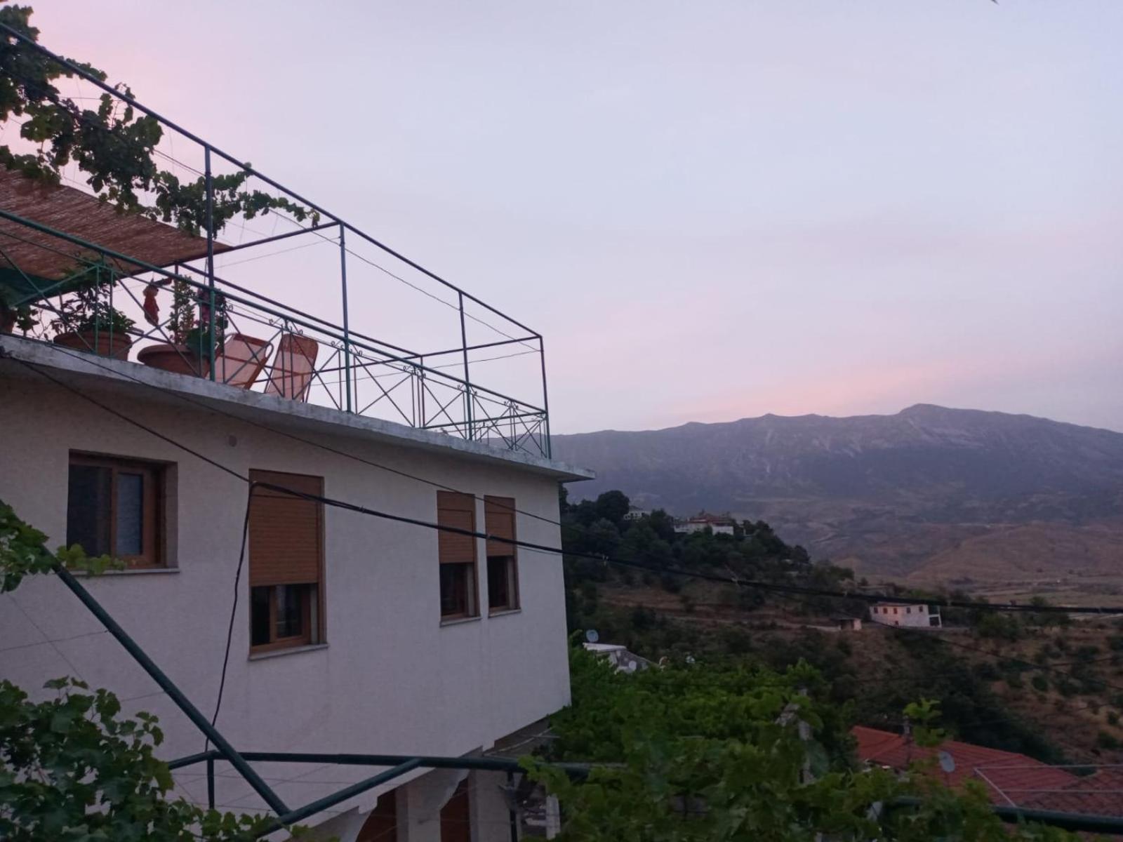 Relax Camping Gjirokastër Exterior foto